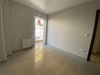 Διαμέρισμα 76 τ.μ. για πώληση, Πειραιάς, Καμίνια-thumb-5