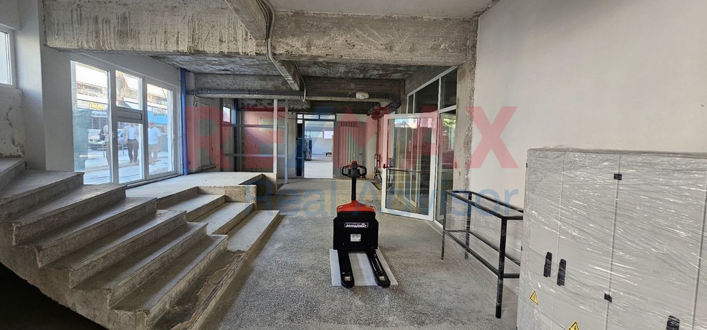 Επιχειρηματικό κτίριο 1.120 τ.μ. πρός ενοικίαση, Αθήνα - Βόρεια Προάστια, Νέα Ιωνία