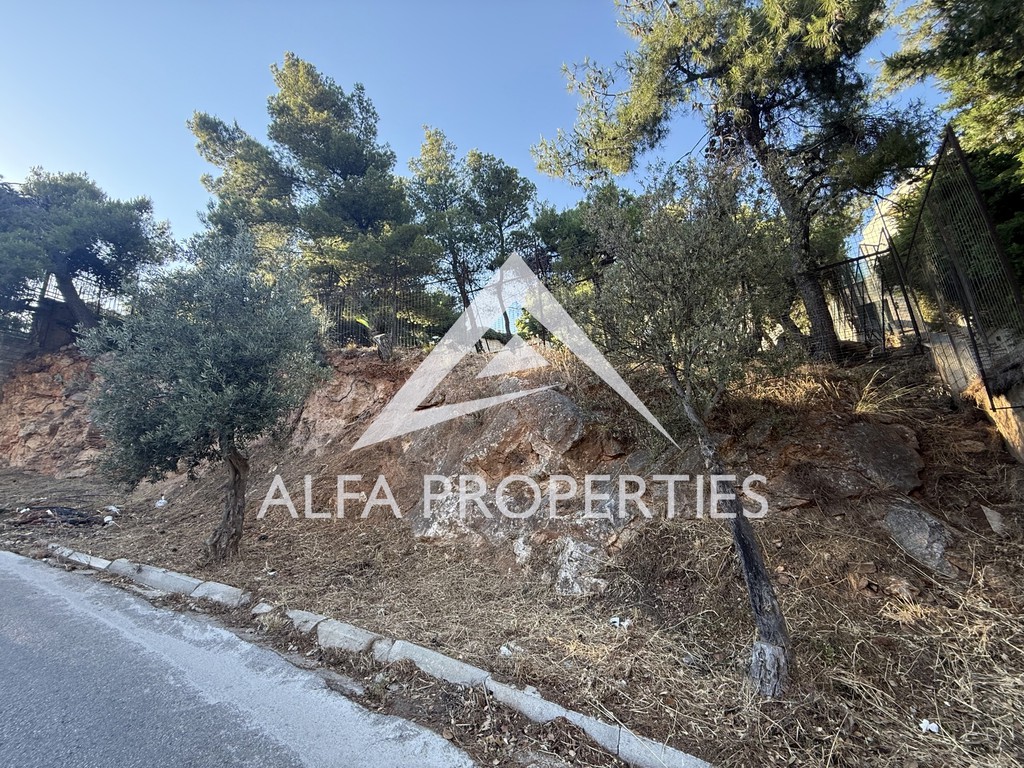 Οικόπεδο 1.500 τ.μ. πρός πώληση, Αθήνα - Βόρεια Προάστια, Κηφισιά