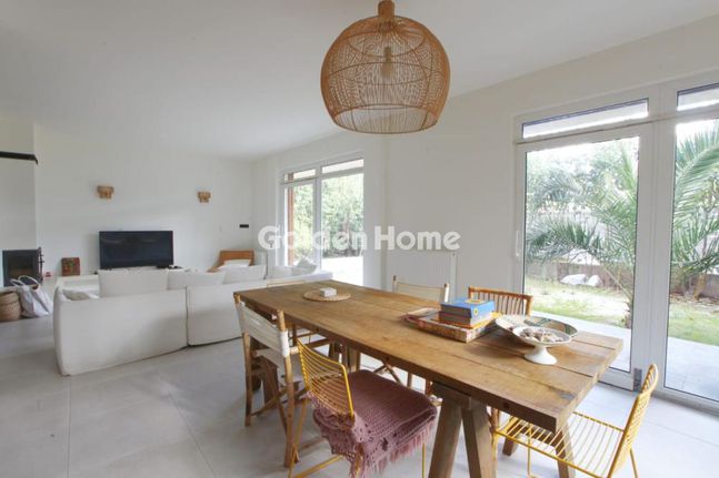 Apartment 117 sqm for sale, Athens - North, Paleo Psichiko
