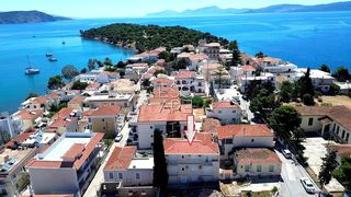 Συγκρότημα διαμερισμάτων 307 τ.μ. για πώληση