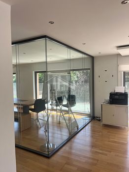 Office 150 sqm for rent