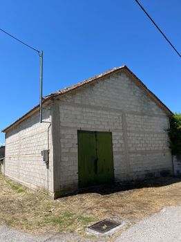 Αποθήκη 88 τ.μ. πρός πώληση
