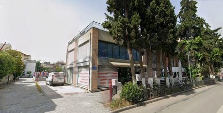 Κατάστημα 200 τ.μ. πρός πώληση