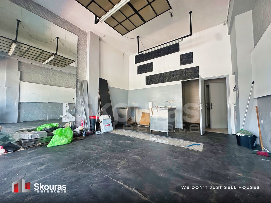 Store 50 sqm for rent, Messinia, Kalamata