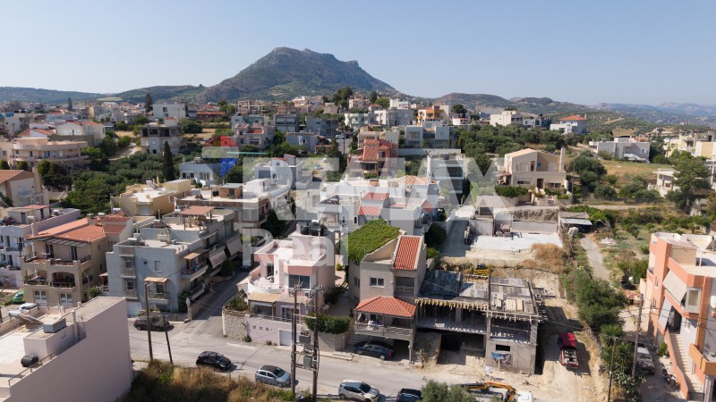 Μονοκατοικία 275 τ.μ. προς πώληση, Βασιλείες