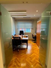 Office 135 sqm for rent