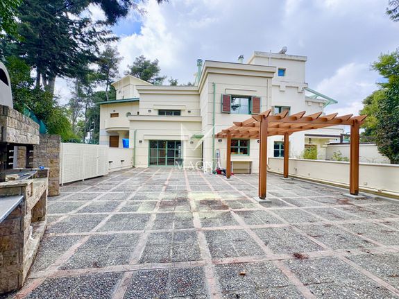 Maisonette 370 sqm for rent, Athens - North, Drosia
