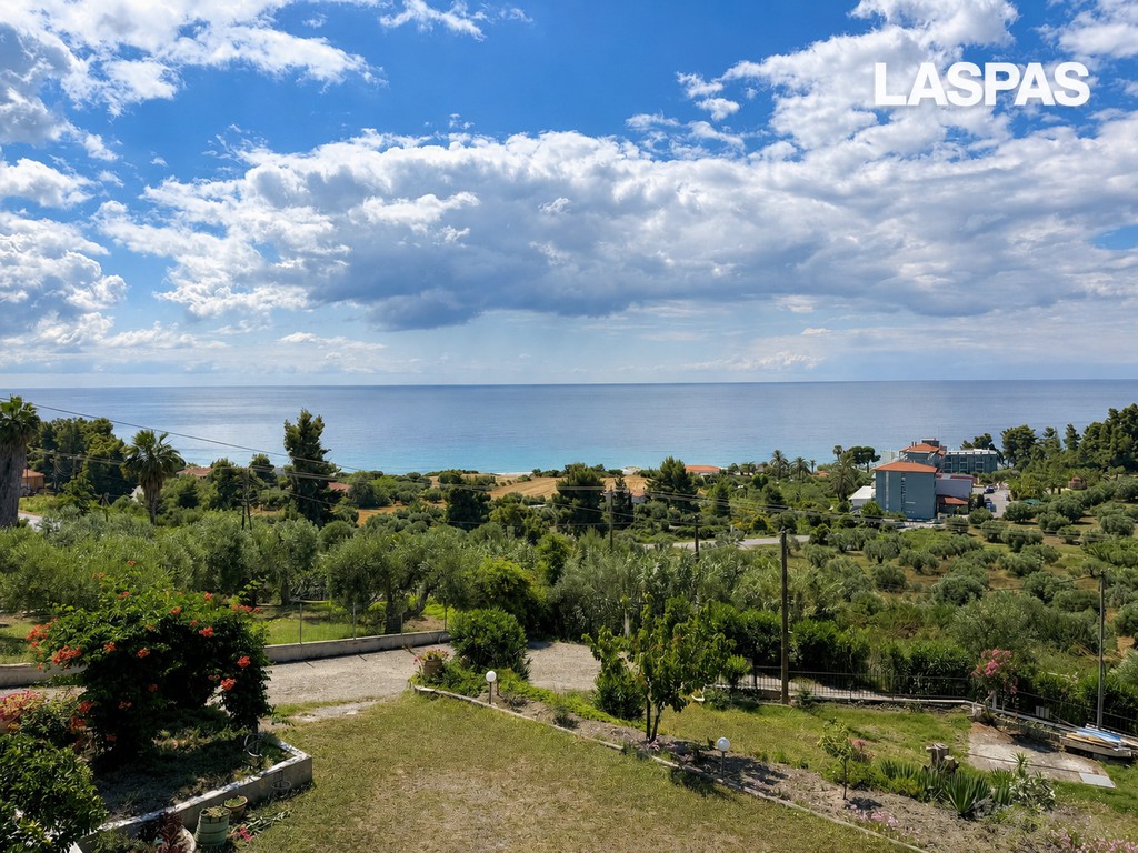 Μονοκατοικία 400 τ.μ. προς πώληση, Μόλες Καλύβες