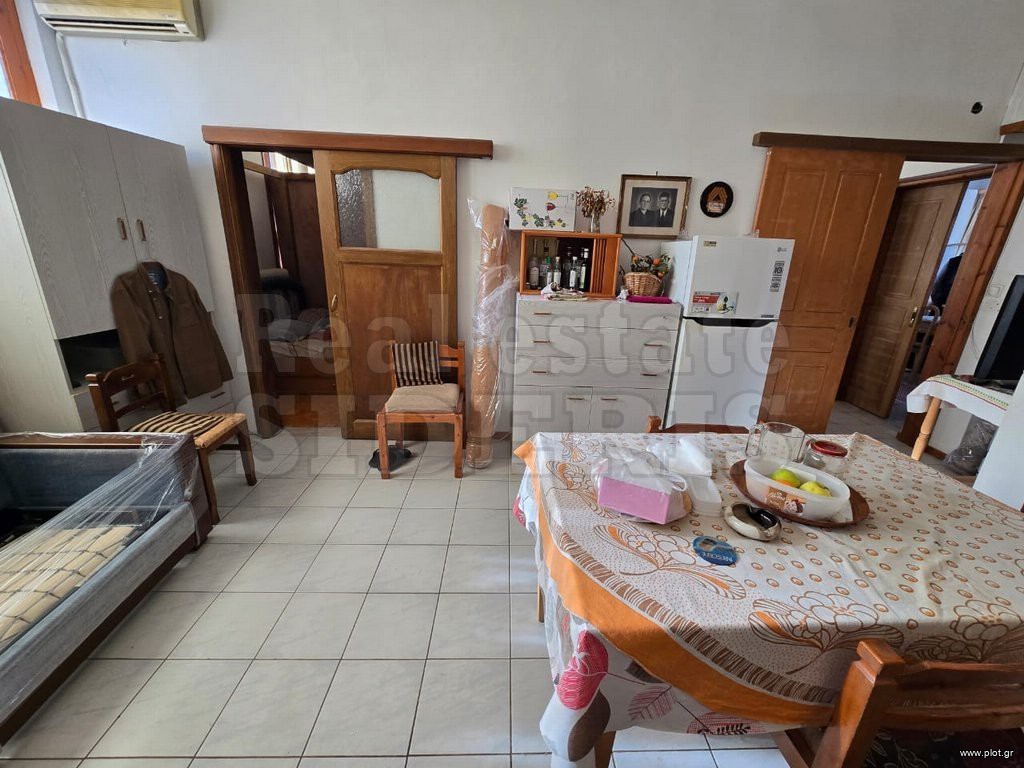 Επαγγελματικό 184 τ.μ. πρός πώληση, Κορινθία, Σαρωνικός