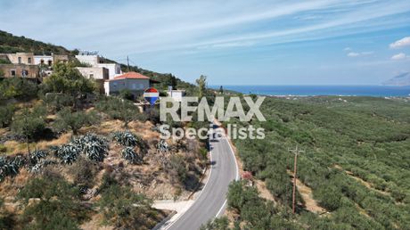 Detached home 160 sqm for sale