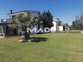 Μονοκατοικία 220 τ.μ. για ενοικίαση