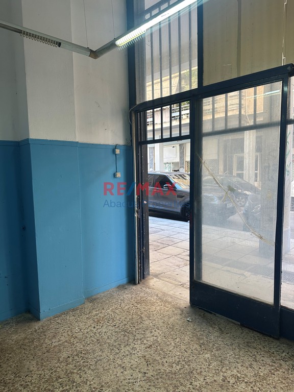 Κατάστημα 40 τ.μ. προς πώληση, Πλατεία Κολιάτσου