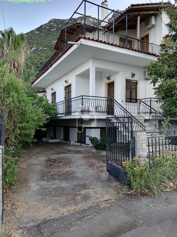 Μονοκατοικία 60 τ.μ. προς ενοικίαση, Καρυά Καμένων Βούρλων