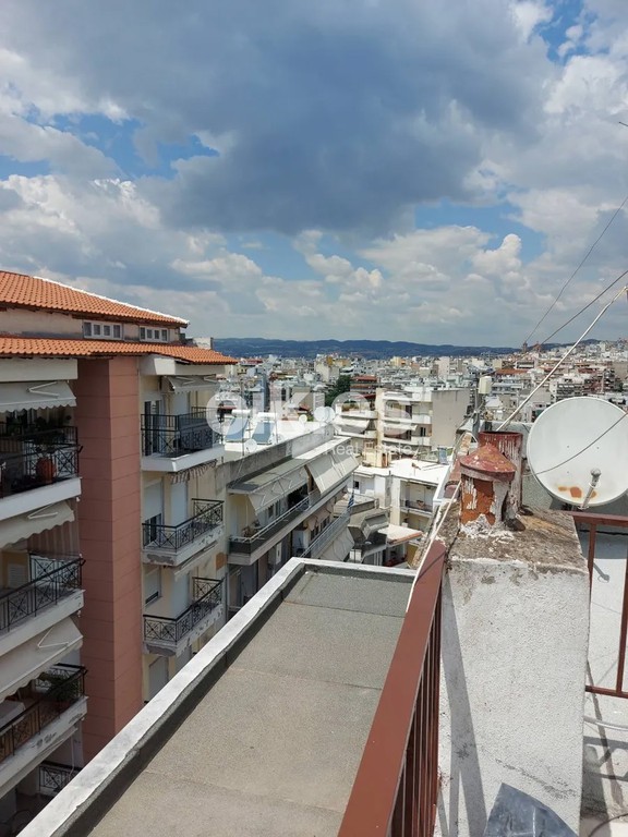 Studio / γκαρσονιέρα 30 τ.μ. προς ενοικίαση, Συκιές