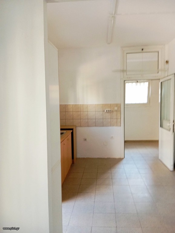 Κατάστημα 370 τ.μ. πρός πώληση, Θεσσαλονίκη - Κέντρο, Ντεπώ