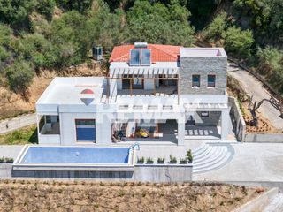 Βίλλα 540 τ.μ. για πώληση
