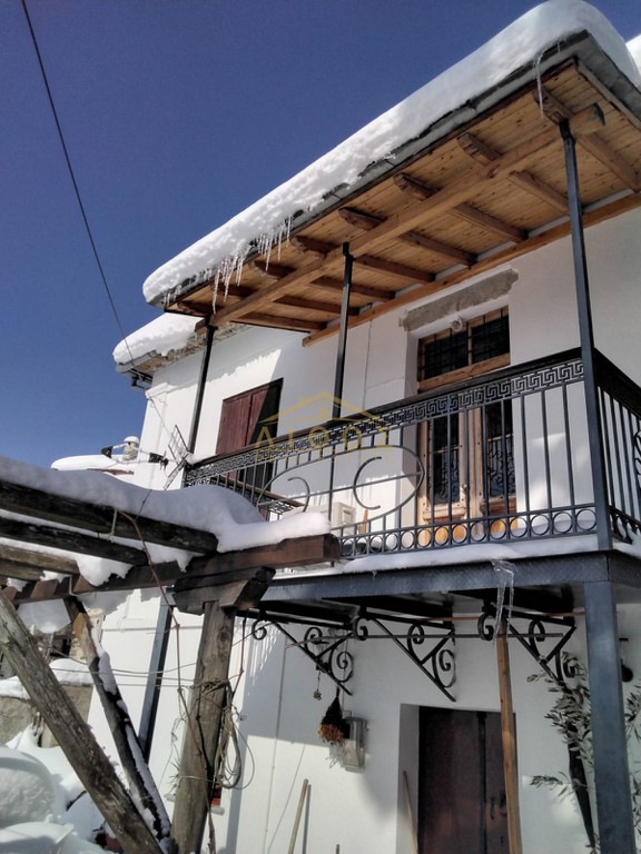 Μεζονέτα 180 τ.μ. πρός πώληση, Μαγνησία, Μακρινίτσα
