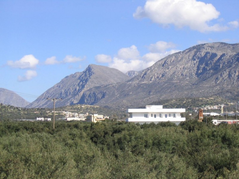Μονοκατοικία 600 τ.μ. πρός πώληση, Ν. Λασιθίου, Ιεράπετρα