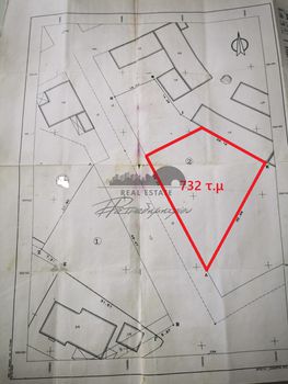 Land plot 732 sqm for sale