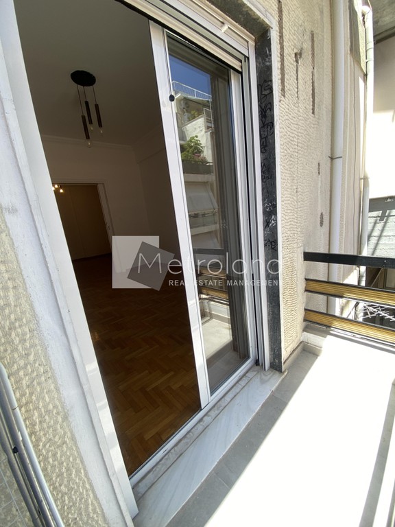 Διαμέρισμα 104 τ.μ. προς πώληση, Πλατεία Κολιάτσου