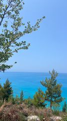 Νησί 600 τ.μ. για πώληση