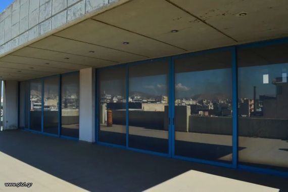 Κτίριο 1.150 τ.μ. προς πώληση, Λιμάνι Πειραιά