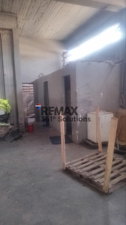 Επιχειρηματικό κτίριο 3.000 τ.μ. πρός πώληση, Αθήνα - Δυτικά Προάστια, Μεταμόρφωση