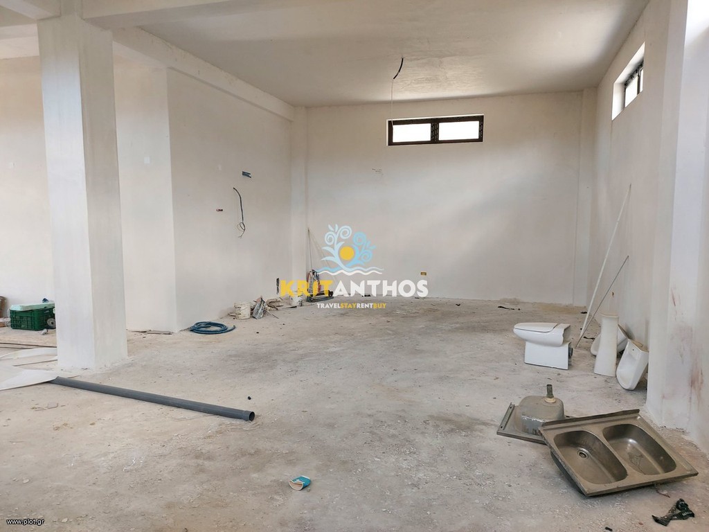 Επαγγελματικό 130 τ.μ. προς ενοικίαση, Γωνιά Νικηφόρου Φωκά