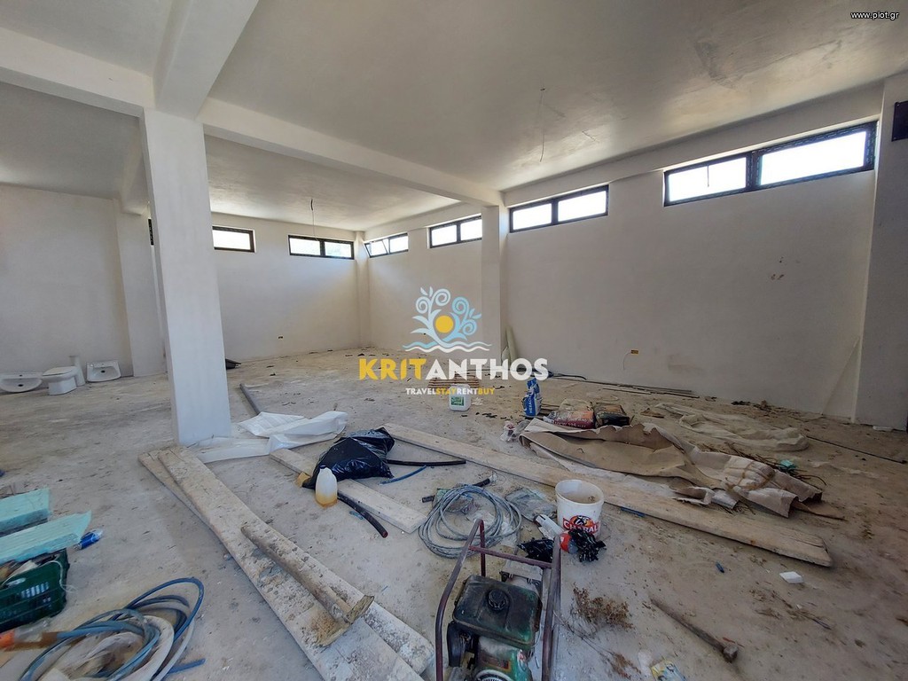 Επαγγελματικό 130 τ.μ. προς ενοικίαση, Γωνιά Νικηφόρου Φωκά