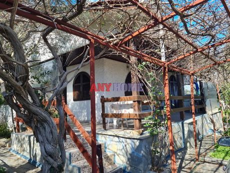 Detached home 57 sqm for sale