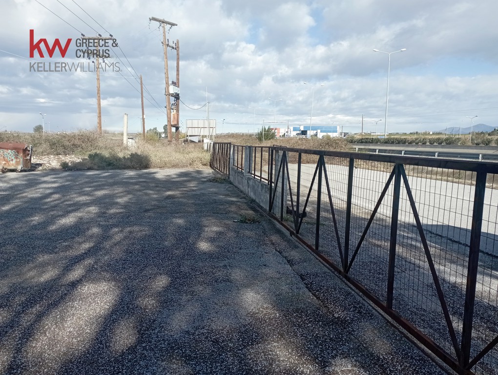 Επιχειρηματικό κτίριο 1.425 τ.μ. προς πώληση, Νεοχωράκιον