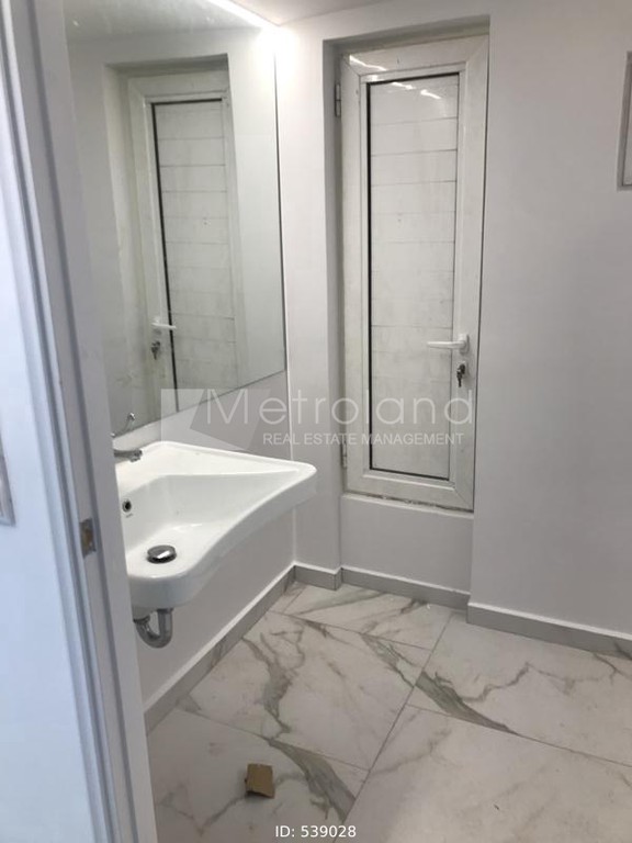 Κατάστημα 79 τ.μ. προς ενοικίαση, Λιμάνι Πειραιά