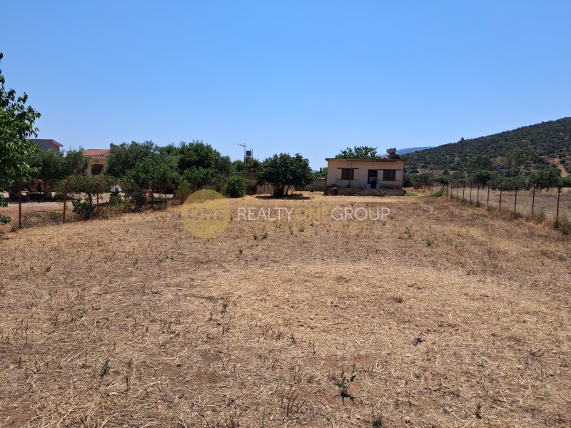 Parcel 3.650 sqm for sale, Agia Marina, Koropi