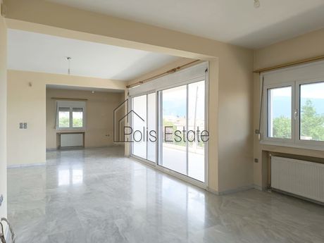 Μεζονέτα 310 τ.μ. πρός πώληση