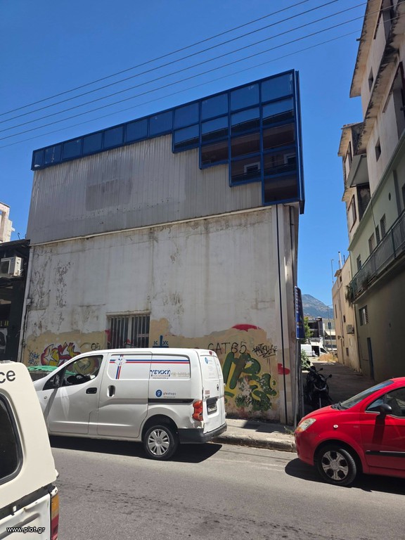 Κατάστημα 1.000 τ.μ. προς πώληση, Κέντρο Καλαμάτας