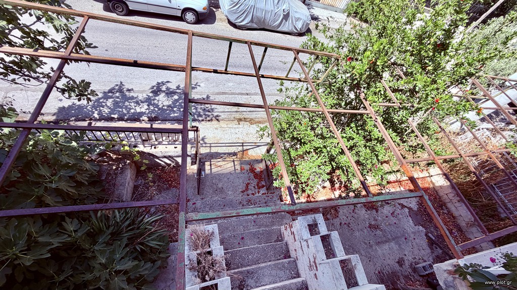 Συγκρότημα διαμερισμάτων 120 τ.μ. προς πώληση, Άνω Πετρούπολη