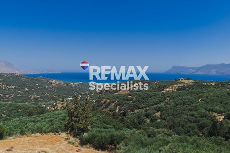 Land plot 911 sqm for sale
