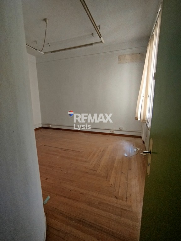 Επιχειρηματικό κτίριο 940 τ.μ. πρός πώληση, Αθήνα - Κέντρο, Εξάρχεια - Νεάπολη