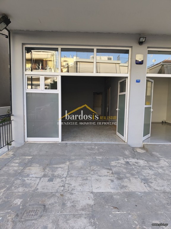 Κατάστημα 70 τ.μ. προς ενοικίαση, Γλυφάδα