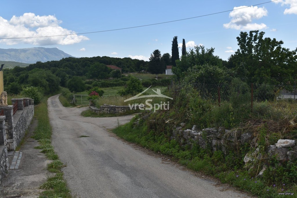 Οικόπεδο 2.830 τ.μ. προς πώληση, Τέροβο