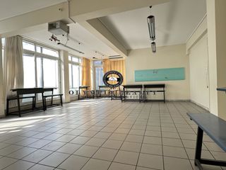 Office 390 sqm for rent