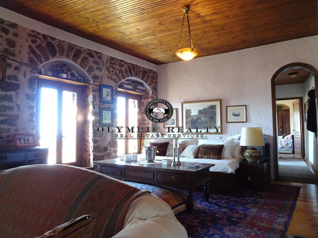 Μονοκατοικία 300 τ.μ. πρός πώληση, Βοιωτία, Αράχοβα