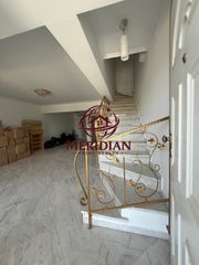 Μεζονέτα 250 τ.μ. για ενοικίαση