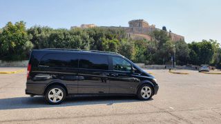 ΤΟΥΡΙΣΤΙΚΟ ΓΡΑΦΕΙΟ επιθυμεί να εντάξει στην ομάδα του οδηγούς για τουριστικά λεωφορεία Minibus 15 θέσεων και minivan Β Κατηγορίας