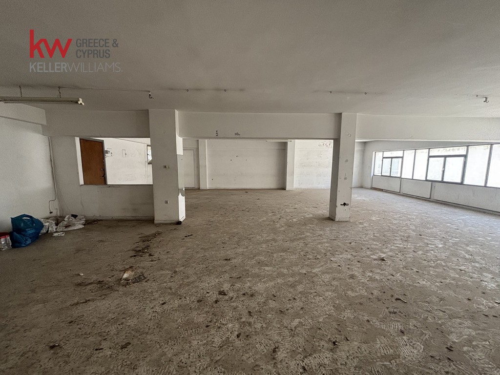 Επιχειρηματικό κτίριο 2.075 τ.μ. προς πώληση, Κέντρο Αθήνας