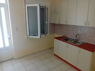 Διαμέρισμα 50 τ.μ. προς ενοικίαση, Αγία Σοφία Πάτρας-thumb-7