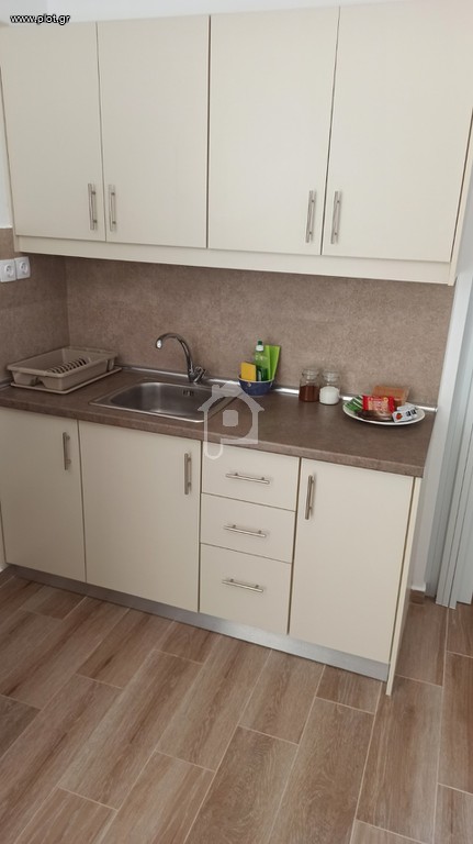 Studio / γκαρσονιέρα 42 τ.μ. προς ενοικίαση, Νησιά Αργοσαρωνικού, Σαλαμίνα