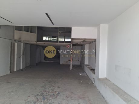 Επιχειρηματικό κτίριο 415 τ.μ. πρός ενοικίαση