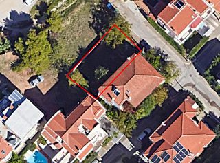 Land plot 200 sqm for sale